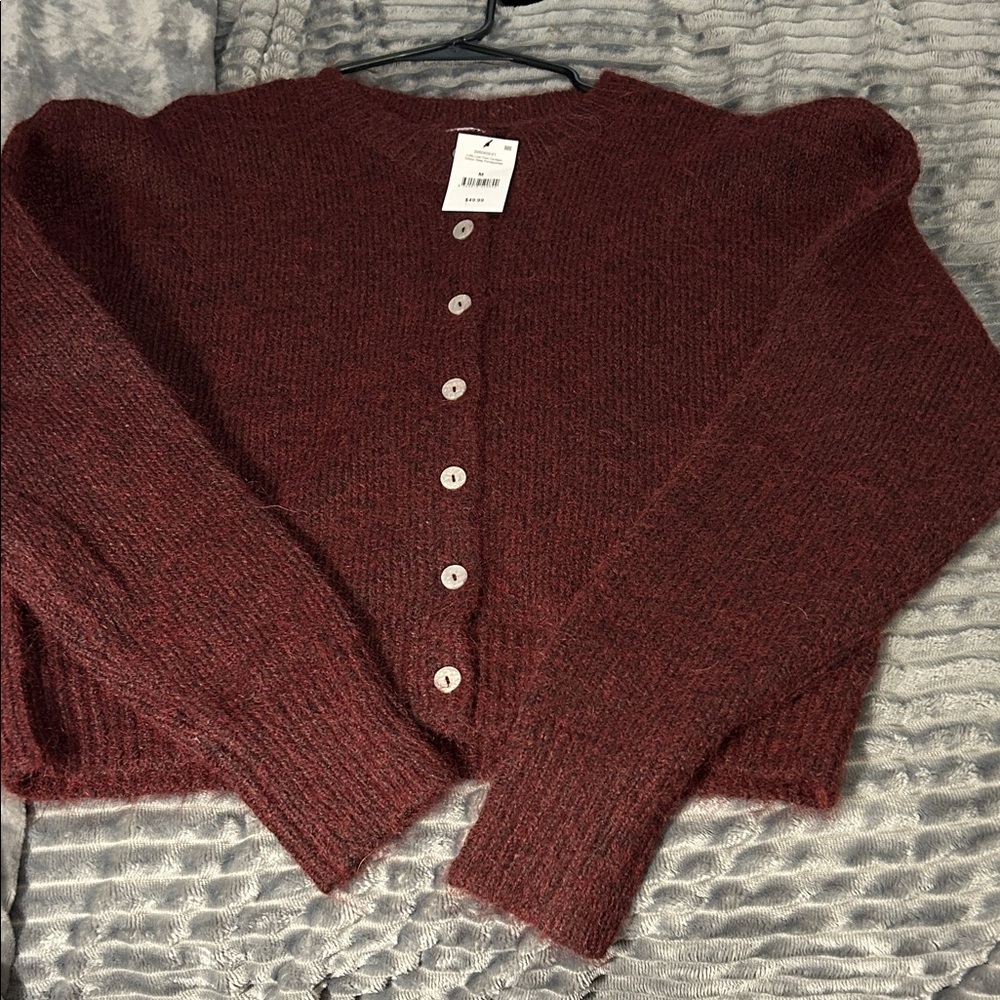Womens Burgundy Button-Front Knit Cardigan Sweater